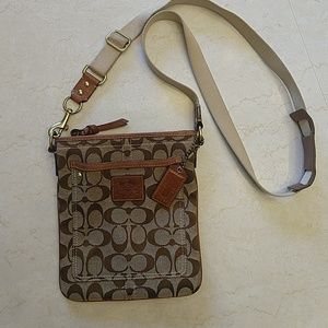 Coach signature C crossbody